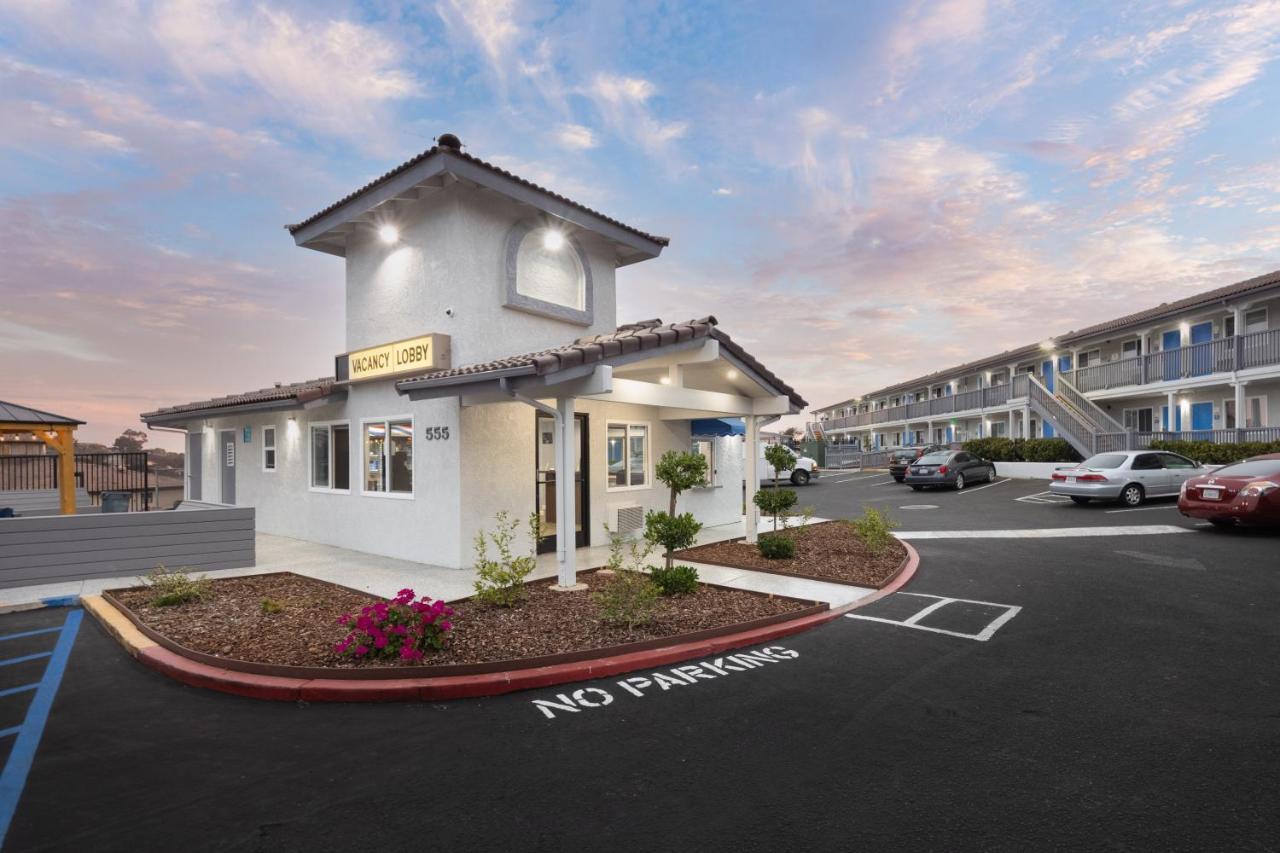 Days Inn By Wyndham Arroyo Grande Pismo Beach Eksteriør billede