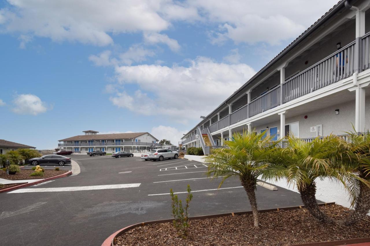 Days Inn By Wyndham Arroyo Grande Pismo Beach Eksteriør billede
