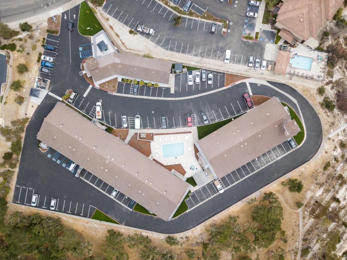 Days Inn By Wyndham Arroyo Grande Pismo Beach Eksteriør billede