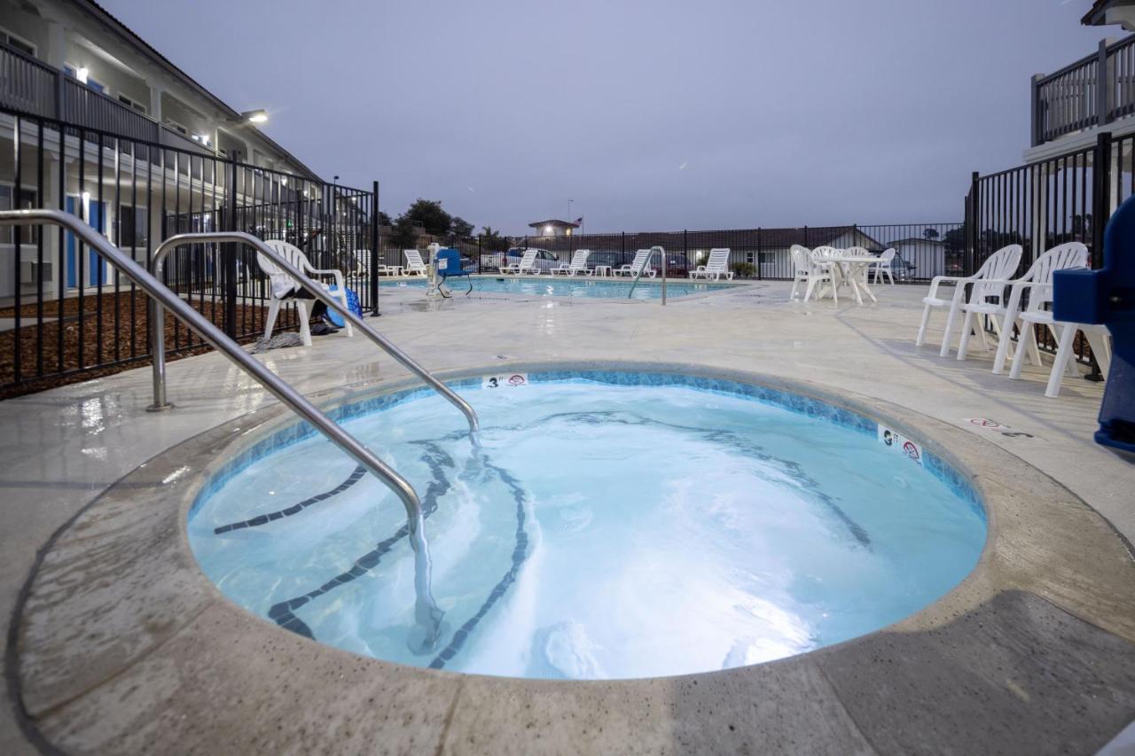 Days Inn By Wyndham Arroyo Grande Pismo Beach Eksteriør billede